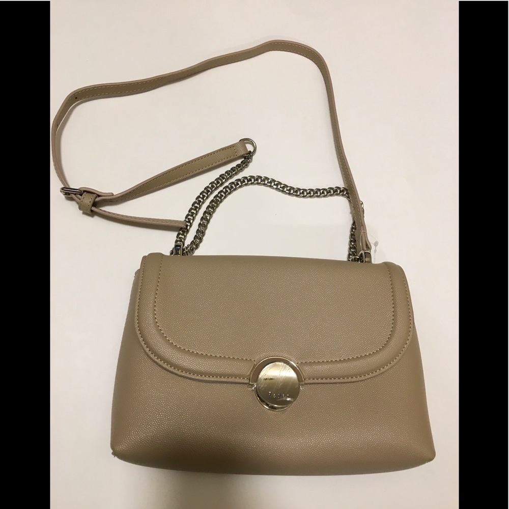 NWOT Pedro Shoulder Chain Ten Purse